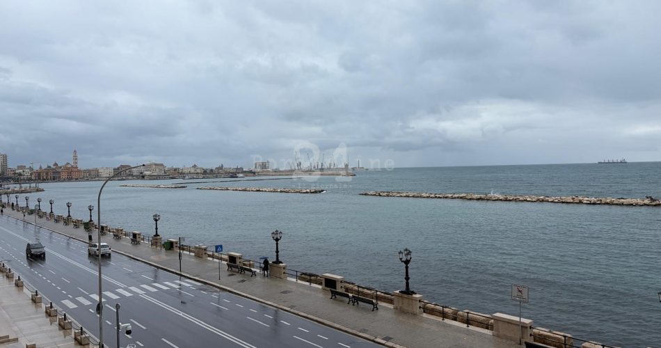 bari maltempo pioggia panoramica lungomare