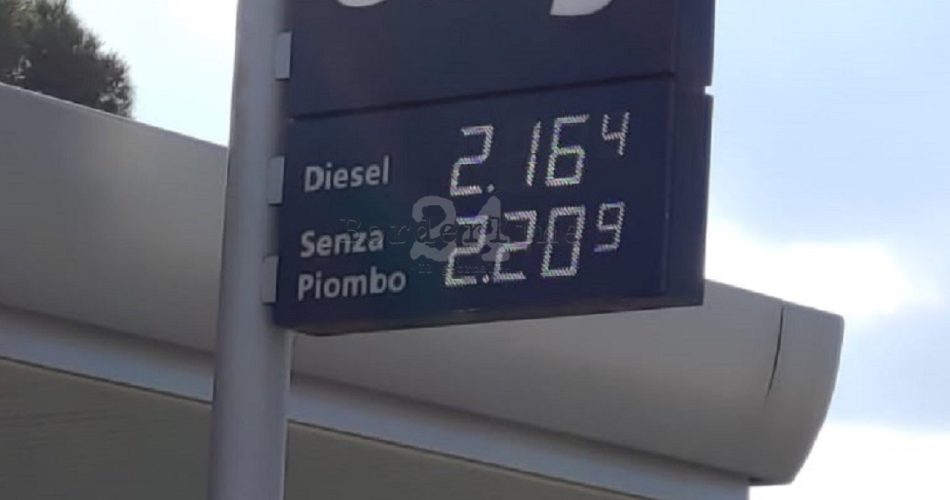 benzina 9 marzo Palese