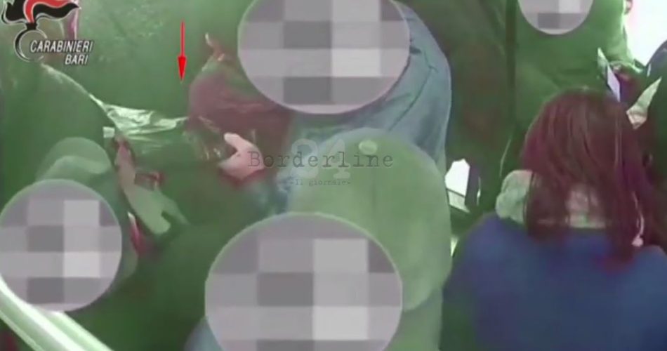 carabinierivideoborseggiatori