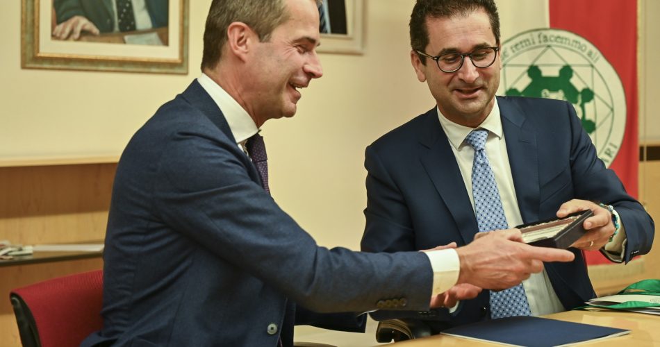 consegna sigillo poliba