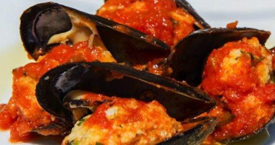 Cozze Ripiene Al Sugo