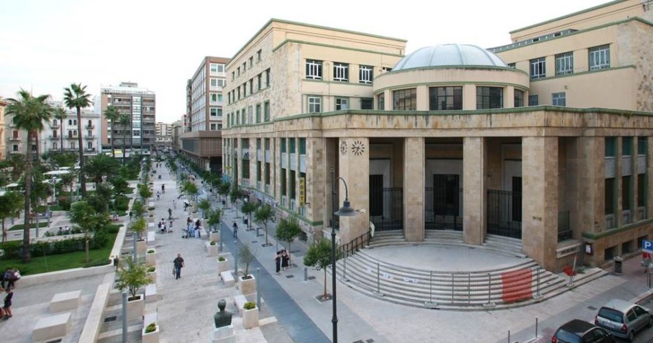 esterno-ex-palazzo-poste-bari2