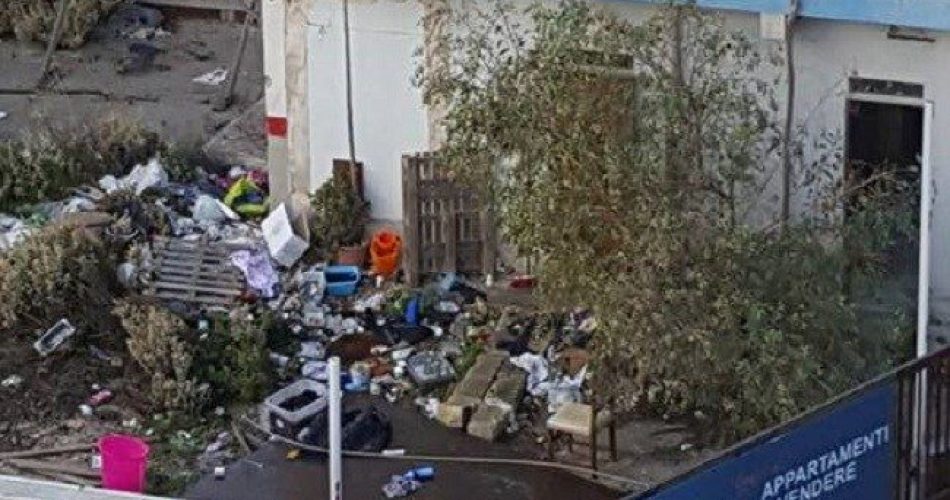 foto degrado via caldarola