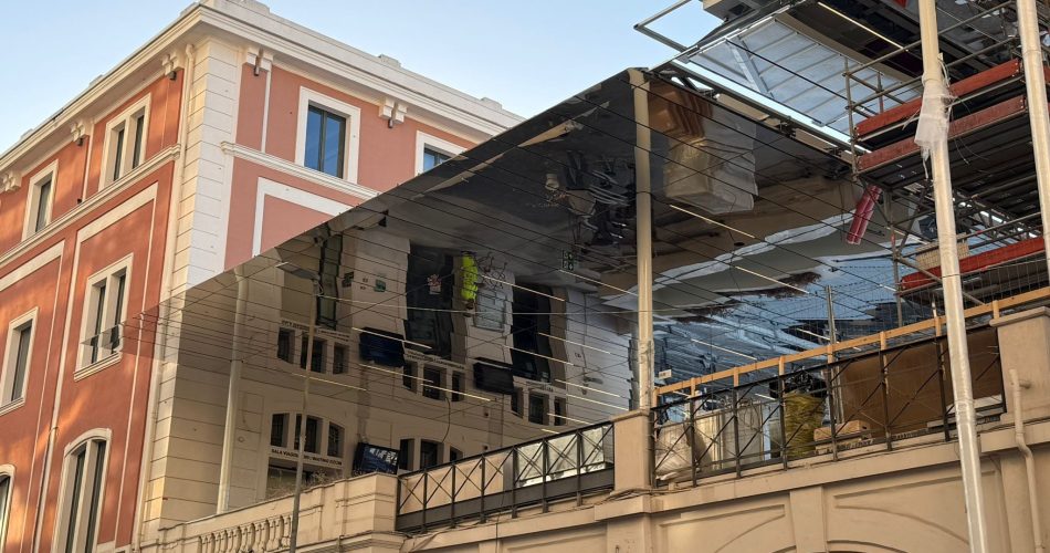 foto pensilina particolare