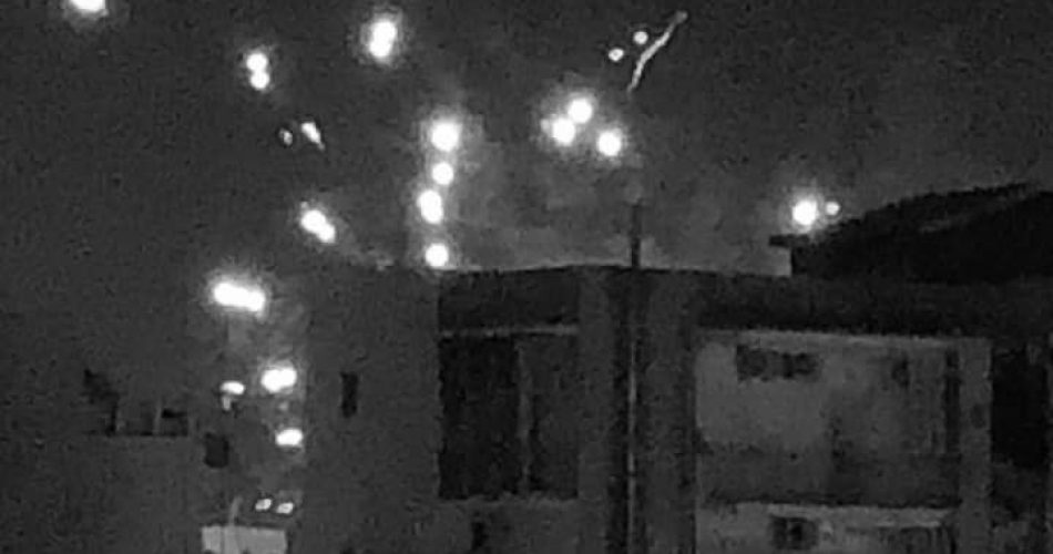 Foto facebook pubblicata dal Comitato Residenti di via Manzoni e dintorni