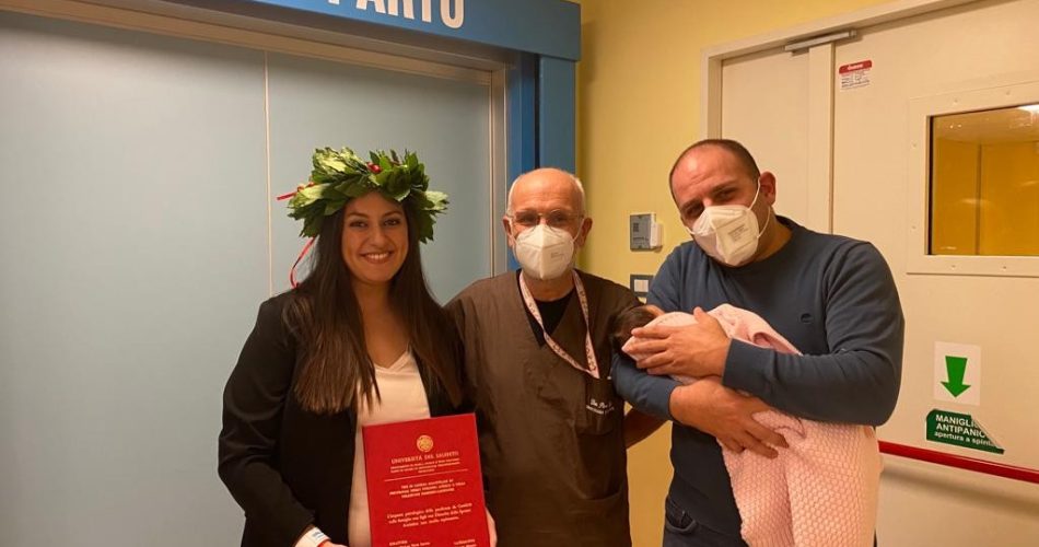 genitori con la piccola lavinia e il prof (1)