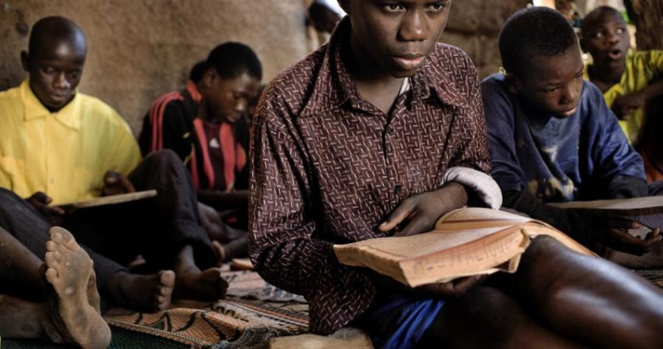 Img Feaeecbfaefffecc