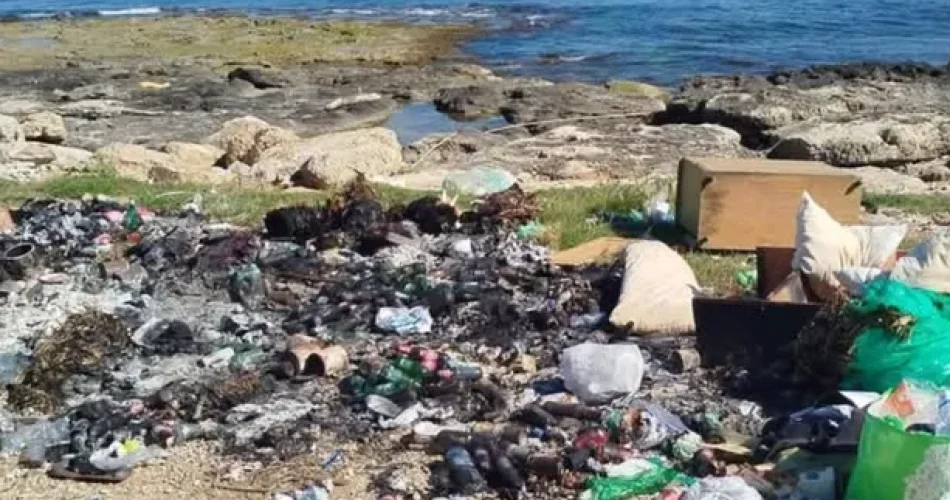 immondizia torre a mare