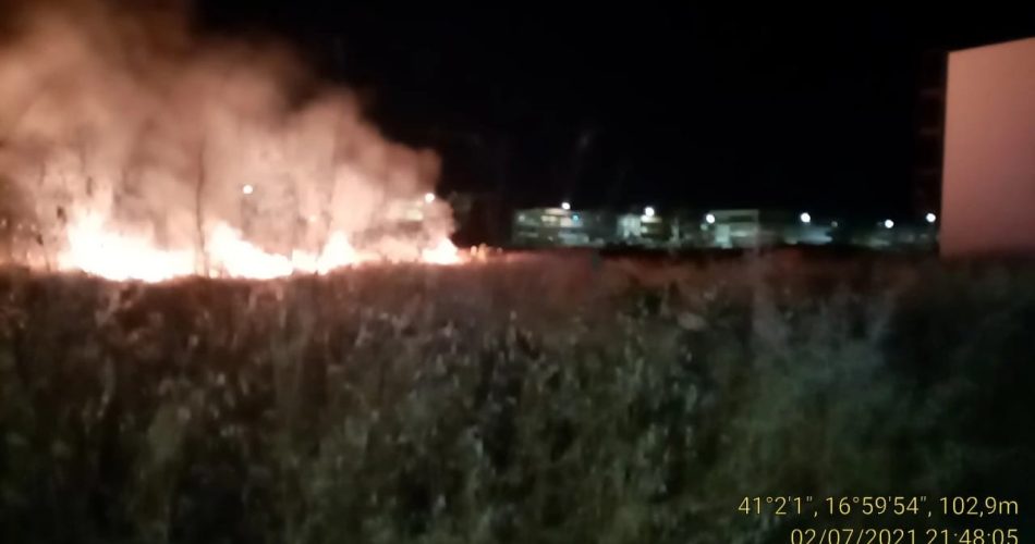 incendio noicattaro