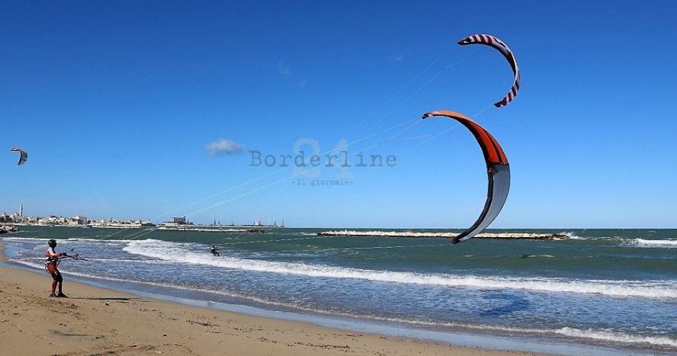 kitesurf