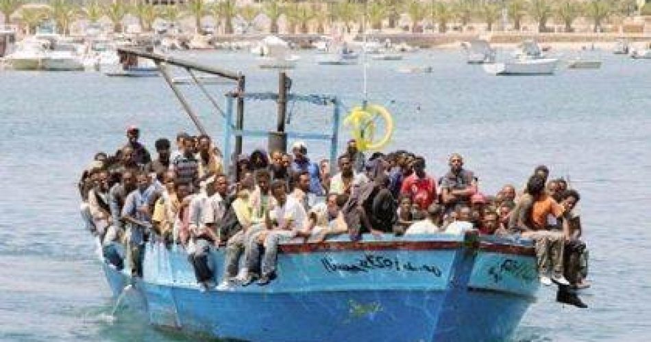 A due giorni dalluscita del documentario IBI di Andrea Segre, il 21 ottobre si inaugura la mostra fotografica della prima artista migrante di origini africane le cui opere saranno ospitate nella grandiosa cornice della Reggia di Caserta
