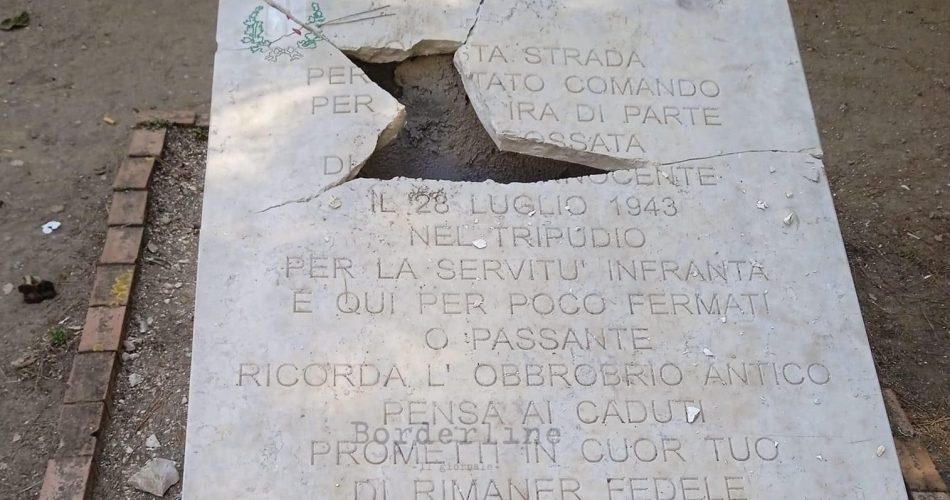 lapide vandalizzata
