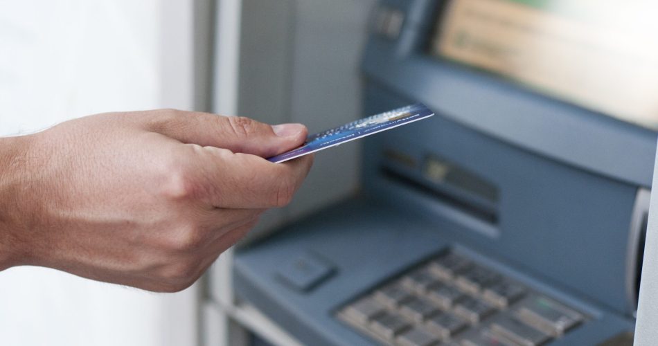 bancomat, conto corrente, banca carta freepik