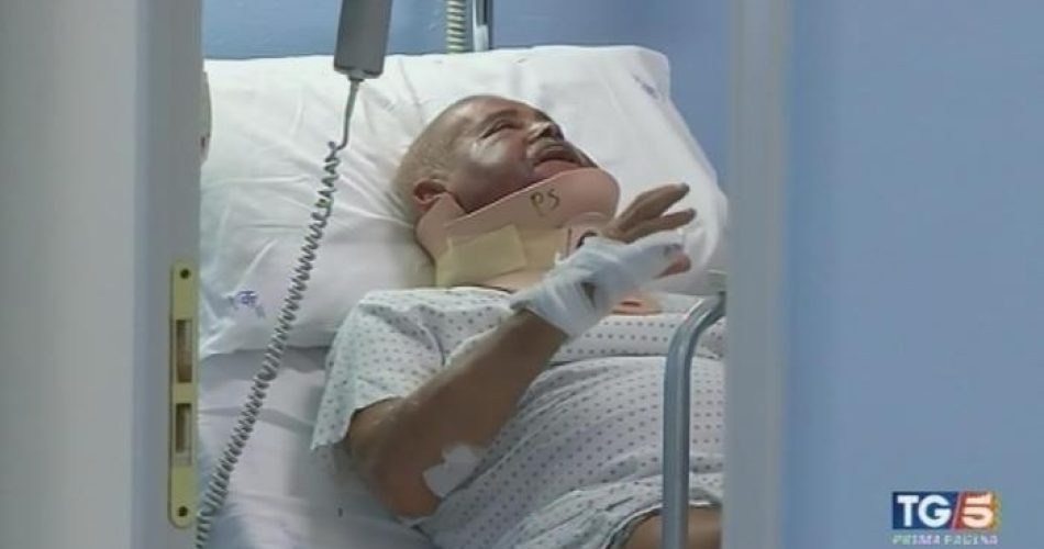 Un fermo immagine tratto dal Tg5 (foto Ansa)