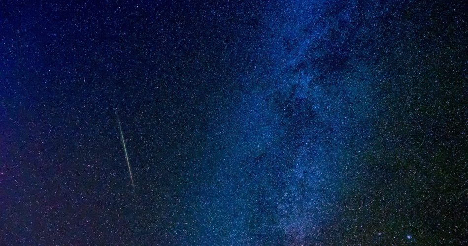 milky-way-stars-meteorite-night-sky-1605590-pxhere.com