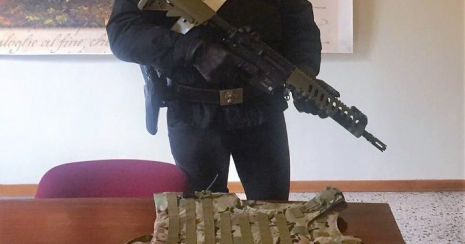 14enne crea il panico al parco, denunciato