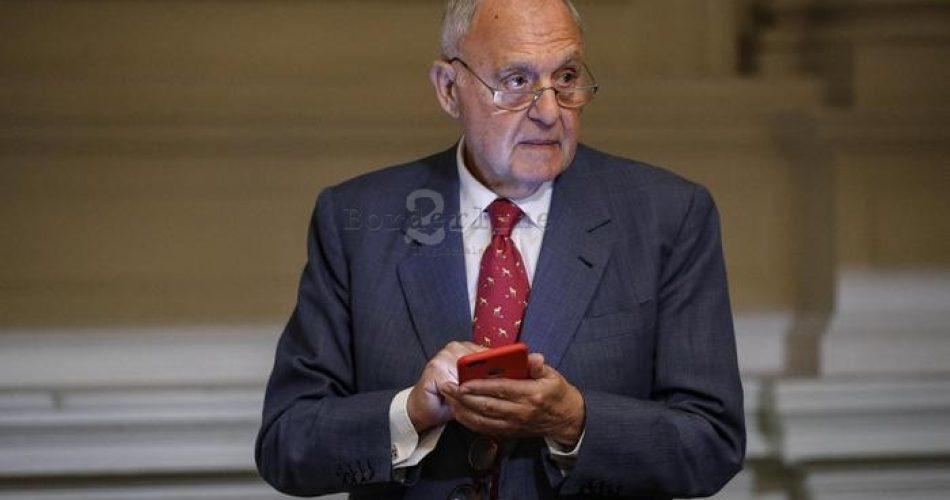 Il ministro per gli Affari europei, Paolo Savona, a margine della cerimonia del ''Premio Socrate 2018'', Roma, 11 luglio 2018.