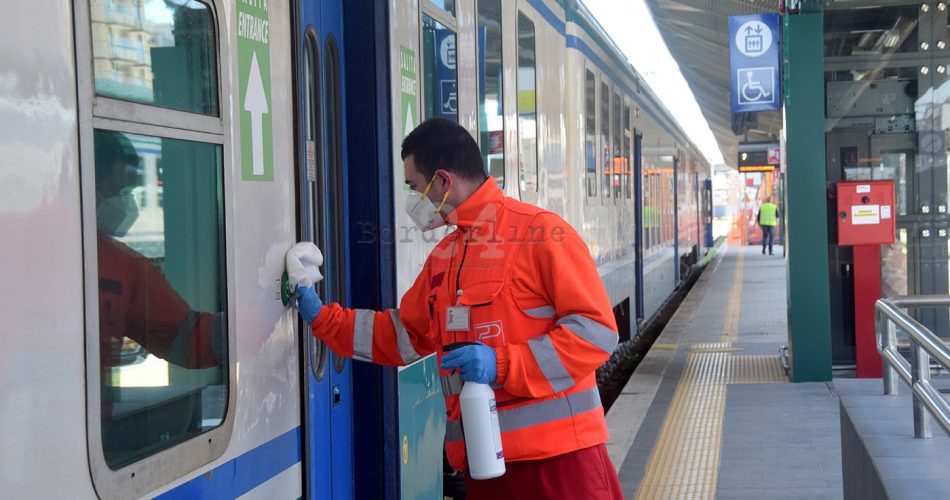 norme trenitalia stazione