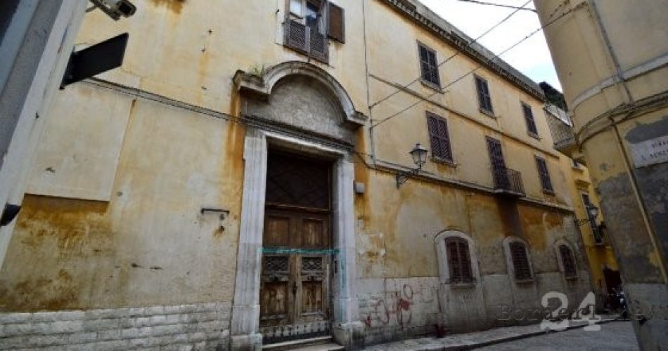 Palazzo San Michele in una foto d'archivio