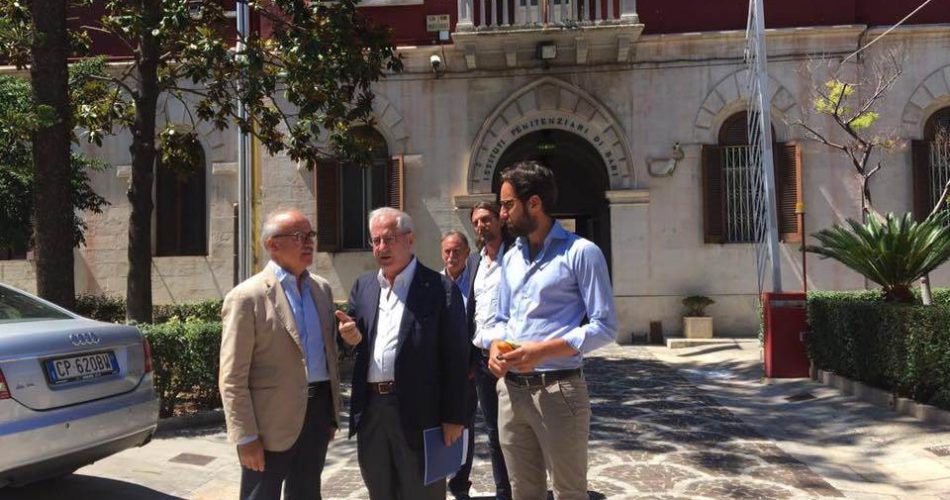 La visita del senatore Luigi D'Ambrosio Lettieri