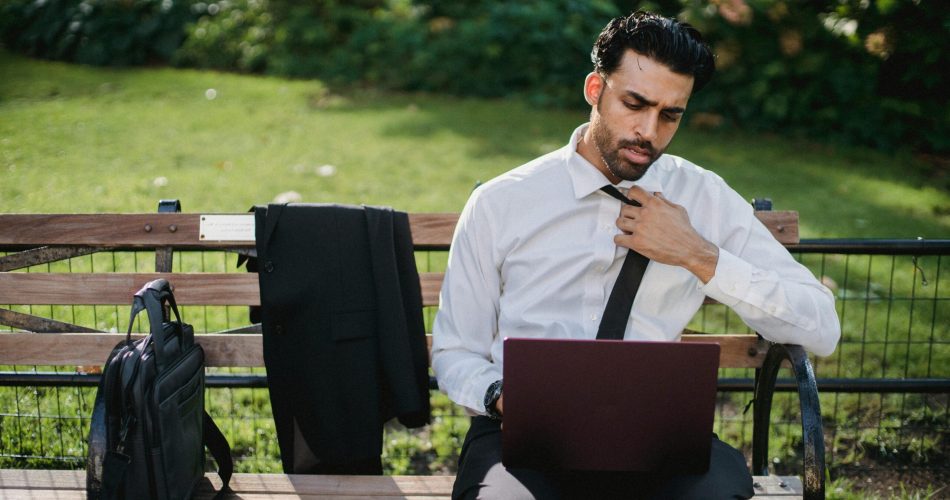 pexels-ketut-subiyanto-4962557