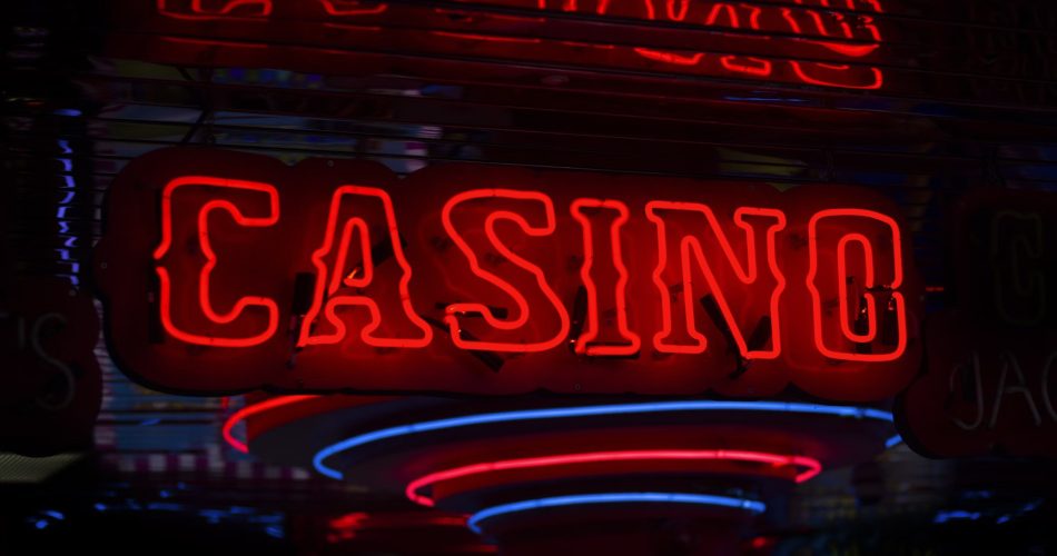 photo-1509478861672-91e9a2f90c04