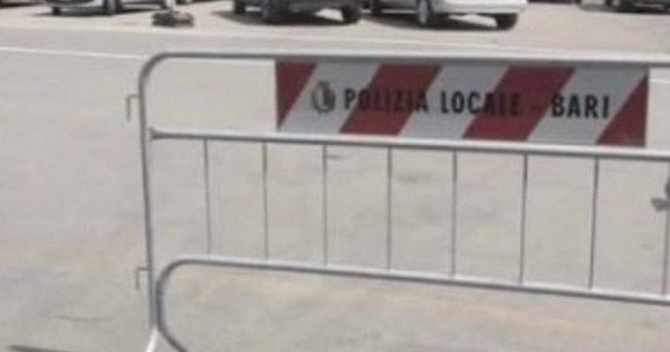 photo5895255661221098611