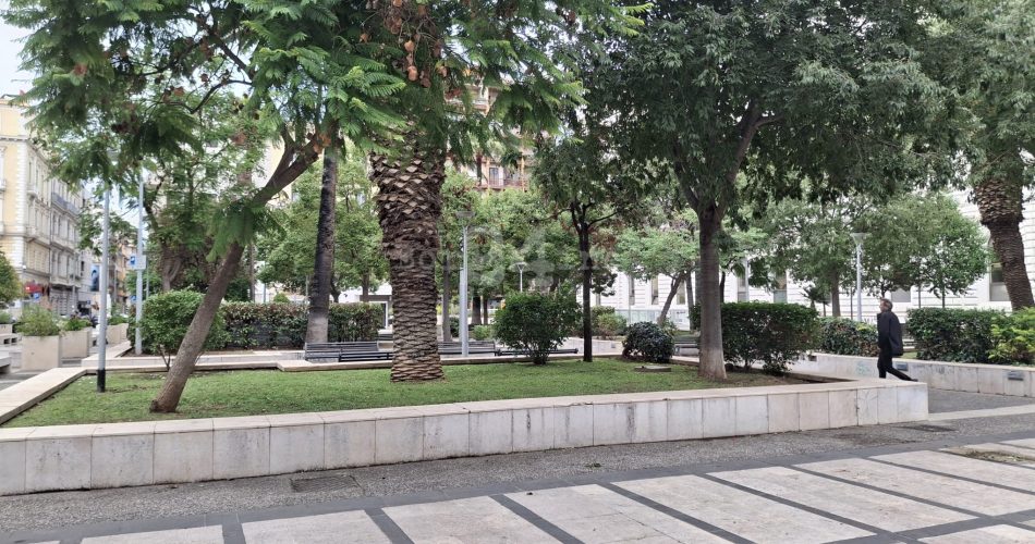 piazza cesare battisti 1