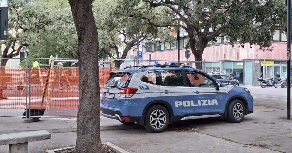 polizia piazza umberto 1