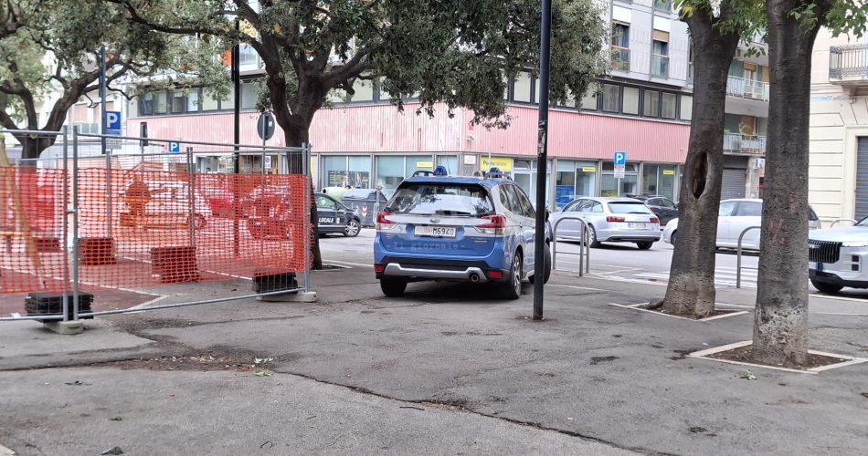 polizia piazza umberto