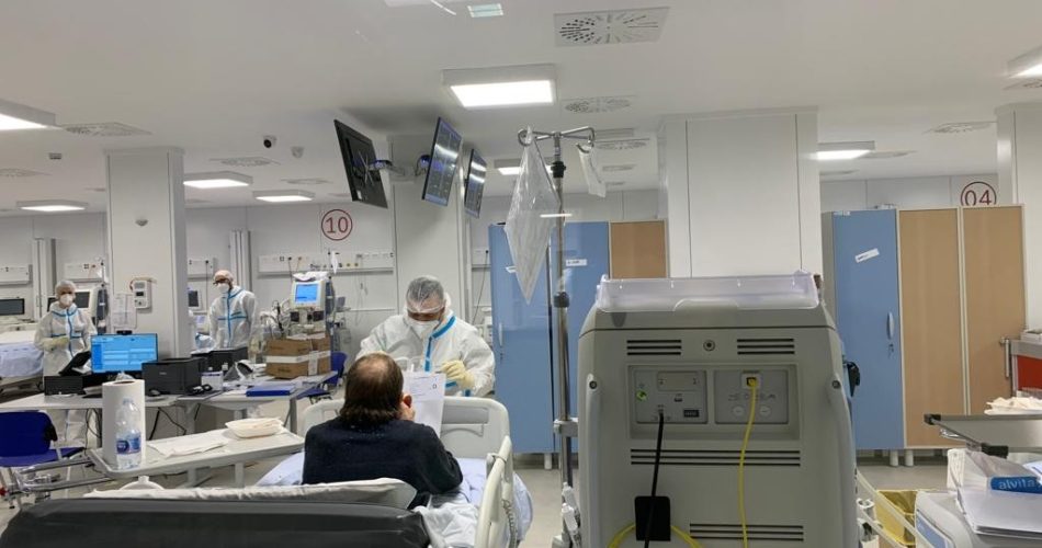 positivi covid dialisi(2)