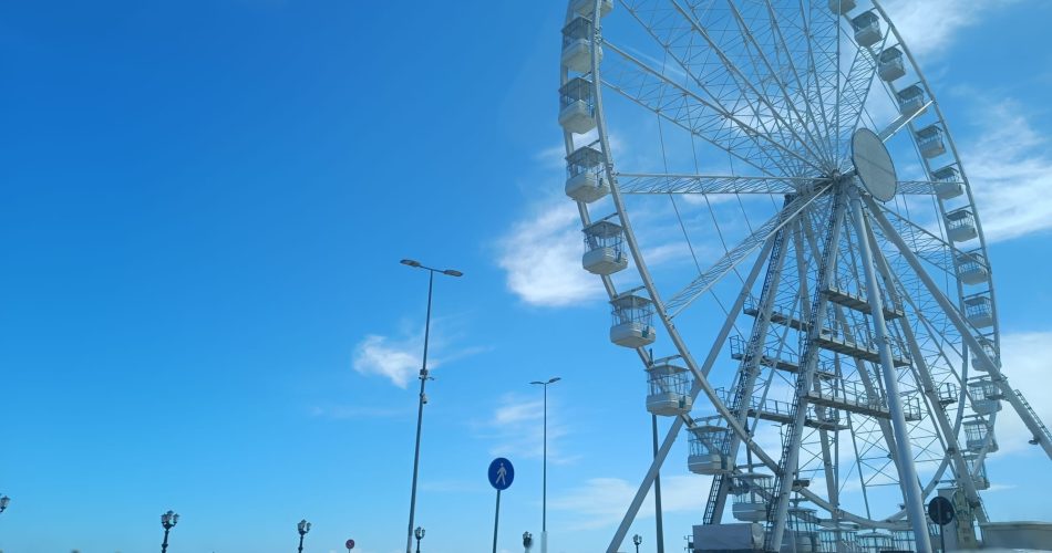 ruota panoramica Bari (2)