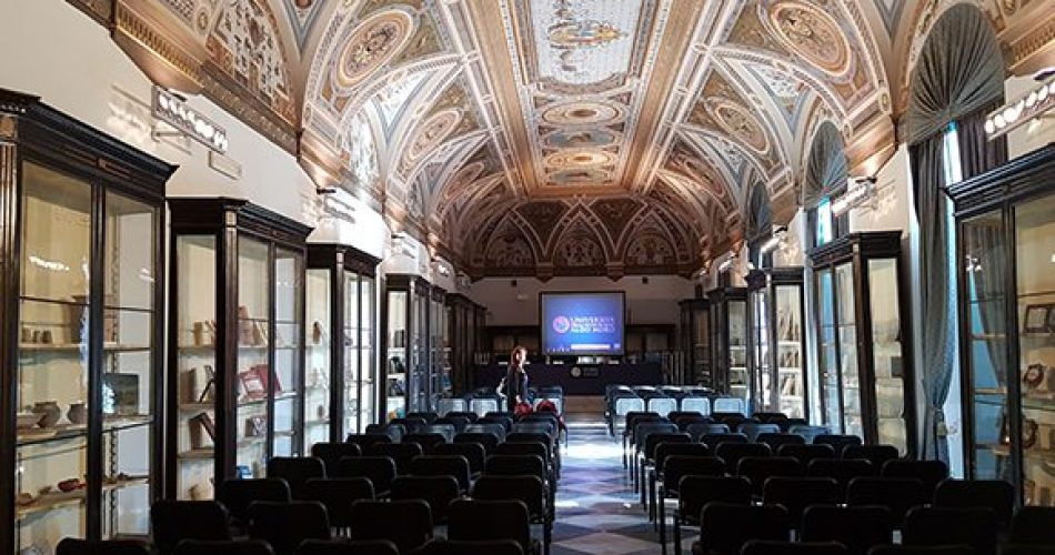 salone affreschi ateneo Bari