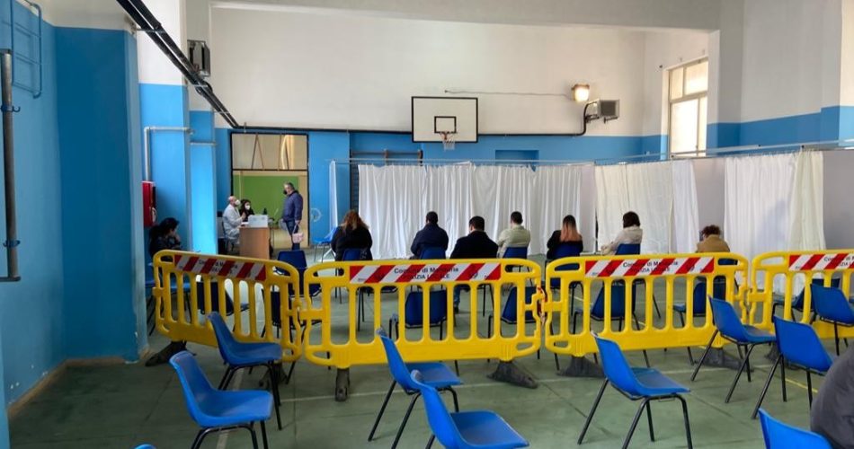 sede vaccinale di Manduria_2