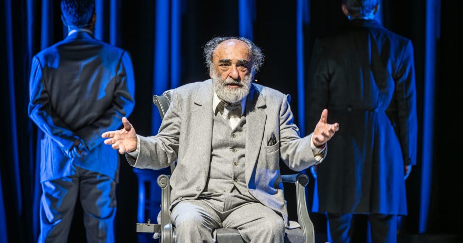 simonediluca_lacoscienzadizeno_ilrossetti_ts__DSC3913-Migliorato-NR copia (1)