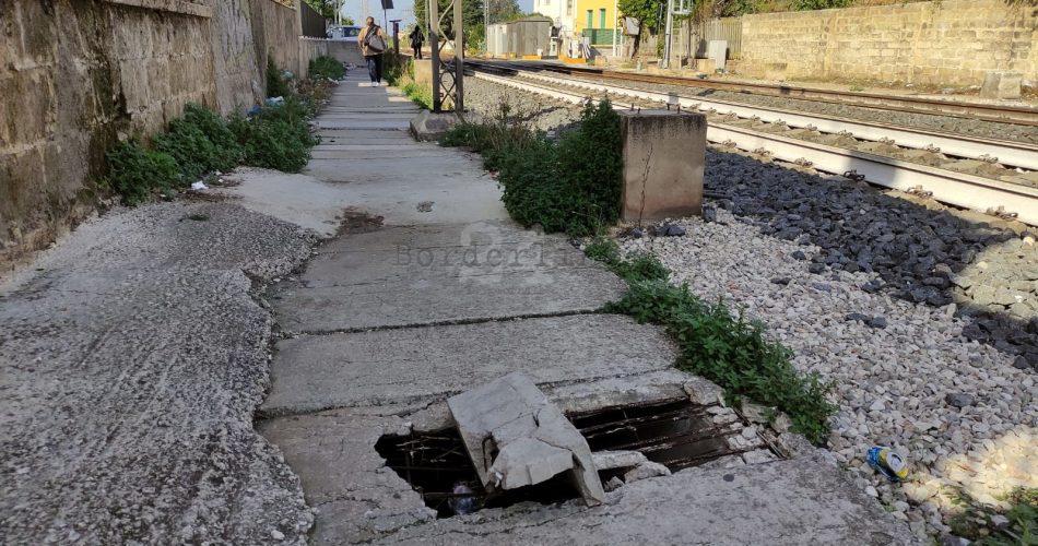 stazione buco pedoni