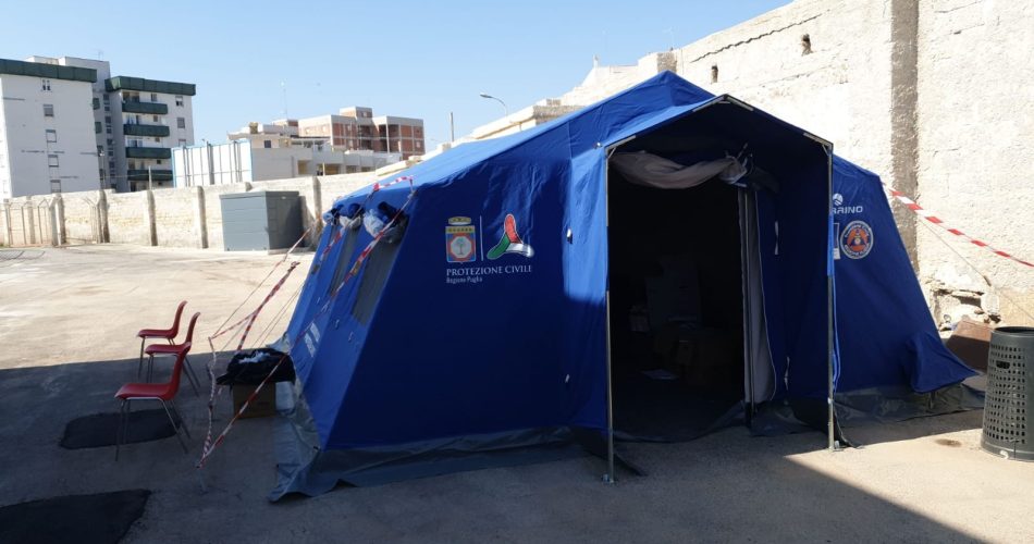 tenda tamponi polignano